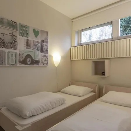 Cozy Bunglow With Patio * Sint Maartensvlotbrug