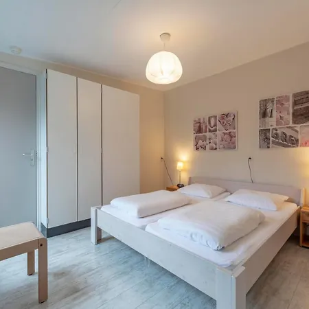 度假居 In Sint Maartenszee Near Sint Maartensvlotbrug