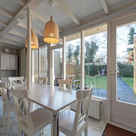 In Sint Maartenszee Near 度假居 Sint Maartensvlotbrug