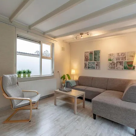 度假居 In Sint Maartenszee Near